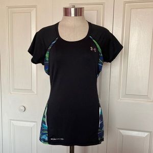 Woman’s UnderArmour shirt